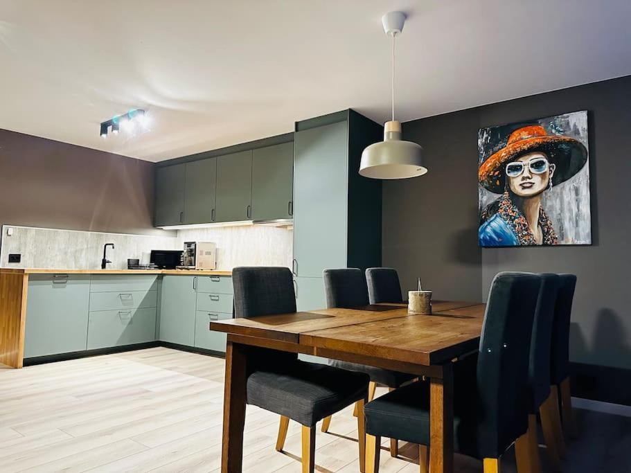 Familievennlig Apartment 特韦德斯特兰 外观 照片